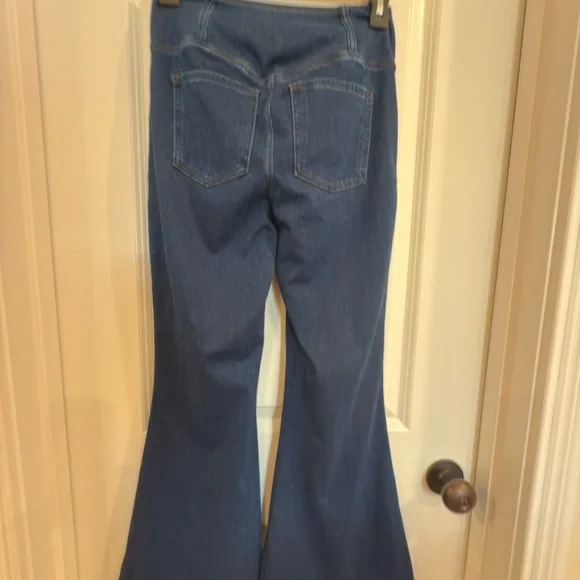 HALARA Deep Blue Denim Jeans - Picture 3 of 3